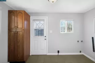1118 75th Ave, Oakland, CA 94621 - Photo 10