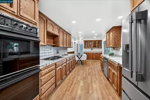 27 Milburn Ct, San Ramon, CA 94583 - Photo 18