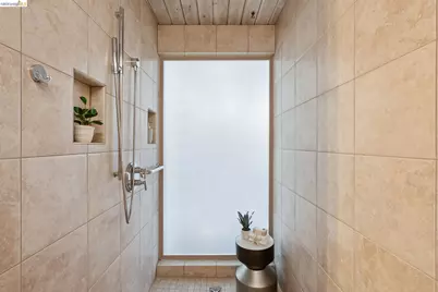 3736 Barrington Dr, Concord, CA 94518 - Photo 34