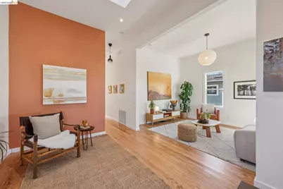 1339 Kains Ave, Berkeley, CA 94702 - Photo 8