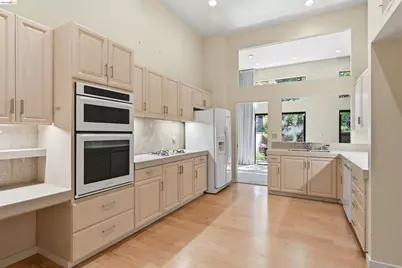 1925 Piper Ridge Ct, Walnut Creek, CA 94597 - Photo 2