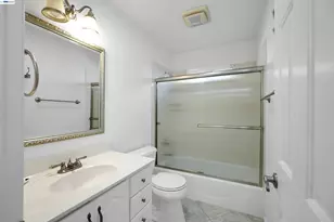 30245 Treeview St, Hayward, CA 94544 - Photo 28