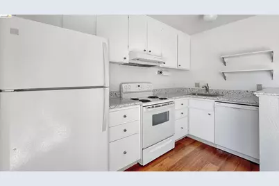 5 Embarcadero W #318, Oakland, CA 94607 - Photo 8