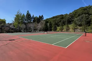 630 Canyon Oaks Dr, Oakland, CA 94605 - Photo 30