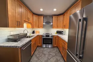 630 Canyon Oaks Dr, Oakland, CA 94605 - Photo 38