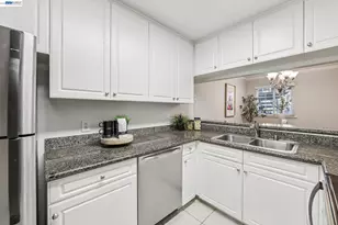 630 Canyon Oaks Dr, Oakland, CA 94605 - Photo 14