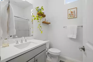 440 Pawnee Ln, Alameda, CA 94501 - Photo 20