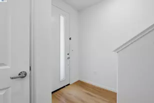 440 Pawnee Ln, Alameda, CA 94501 - Photo 30