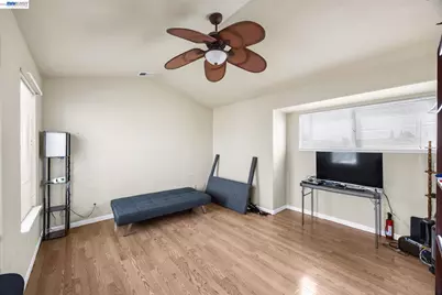 20667 Blossom Cmn, Hayward, CA 94541 - Photo 12