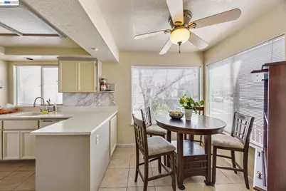 20667 Blossom Cmn, Hayward, CA 94541 - Photo 6