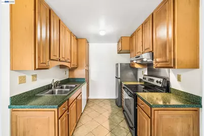 1321 Webster St #D319, Alameda, CA 94501 - Photo 6