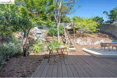 2728 Del Monte Avenue, El Cerrito, CA 94530 - Photo 24