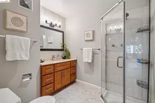 2614 Warring St, Berkeley, CA 94704 - Photo 22