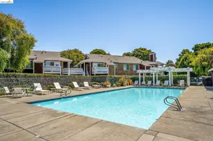 91 Marina Lakes Dr, Richmond, CA 94804 - Photo 34