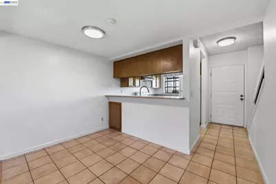 6369 Joaquin Murieta Ave #D, Newark, CA 94560 - Photo 8
