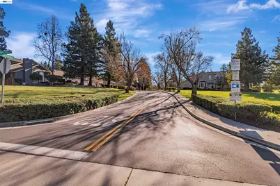 664 Praderia Cir., Fremont, CA 94539 - Photo 40