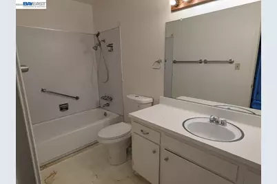 19100 Crest Ave #25, Castro Valley, CA 94546 - Photo 12