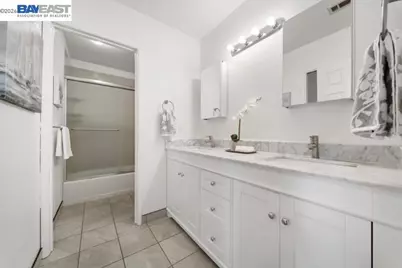 347 E T St, Benicia, CA 94510 - Photo 16