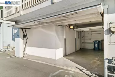 347 E T St, Benicia, CA 94510 - Photo 22