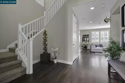 332 Misty Cir, Livermore, CA 94550 - Photo 2