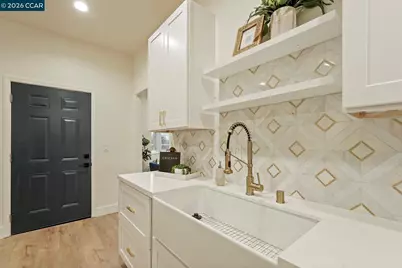 13700 E Hammond, Lockeford, CA 95237 - Photo 6