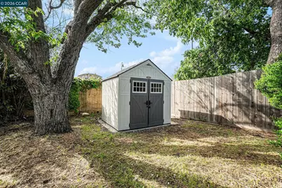 2442 Geraldine Dr, Pleasant Hill, CA 94523 - Photo 26