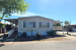 820 Lincoln Way, Galt, CA 95632 - Photo 1