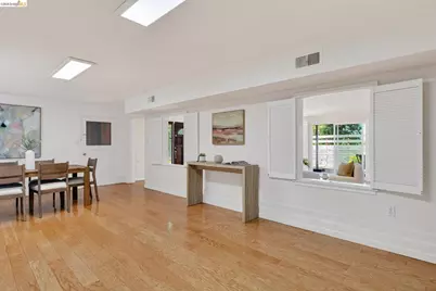 4451 Saint Andrews Rd, Oakland, CA 94605 - Photo 46