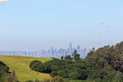 4451 Saint Andrews Rd, Oakland, CA 94605 - Photo 1