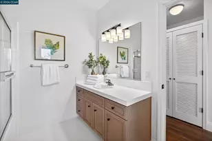 1 Gardiner Ct, Orinda, CA 94563 - Photo 40