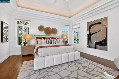 1 Gardiner Ct, Orinda, CA 94563 - Photo 32