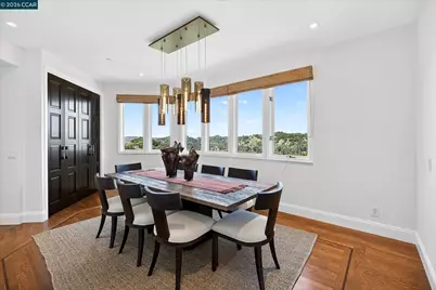 1 Gardiner Ct, Orinda, CA 94563 - Photo 12