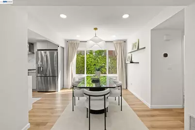 7921 Crossridge Dr, Dublin, CA 94568 - Photo 8