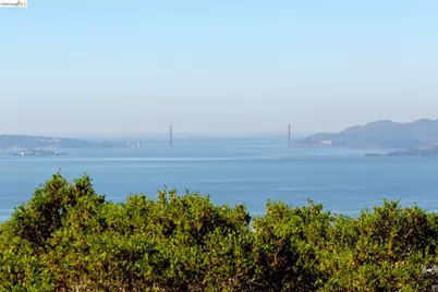 470 Spruce St, Berkeley, CA 94708 - Photo 20