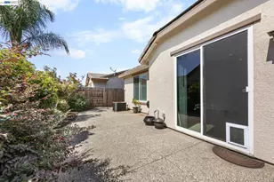 7417 Chatsworth Cir, Elk Grove, CA 95757 - Photo 22