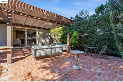 2645 Swanson Way, Mountain View, CA 94040 - Photo 10