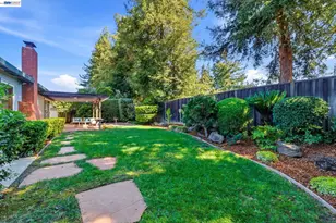 2645 Swanson Way, Mountain View, CA 94040 - Photo 8