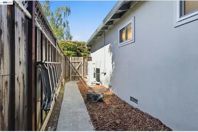 2645 Swanson Way, Mountain View, CA 94040 - Photo 14