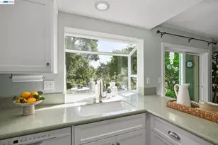 6034 Slopeview Ct, Castro Valley, CA 94552 - Photo 12