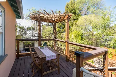 5437 Poinsett Ave, El Cerrito, CA 94530 - Photo 20