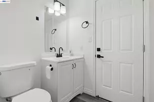 1940 Mc Peak Ct, Tracy, CA 95376 - Photo 16