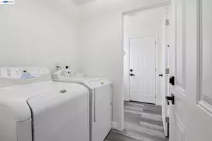 1940 Mc Peak Ct, Tracy, CA 95376 - Photo 28