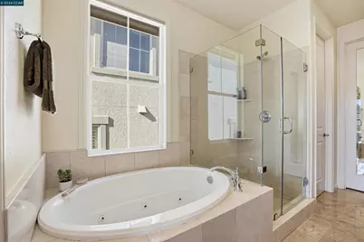 6560 Deerfield Dr, Vallejo, CA 94591 - Photo 24