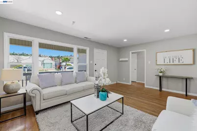 16311 Ria Dr, Ashland, CA 94578 - Photo 6