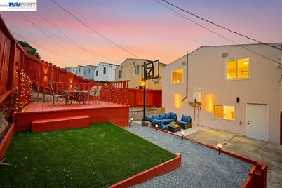 168 Belcrest Ave, Daly City, CA 94015 - Photo 40