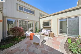 3201 Phoenix Ln, Alameda, CA 94502 - Photo 36