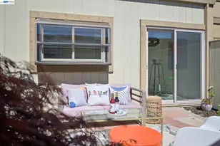 3201 Phoenix Ln, Alameda, CA 94502 - Photo 38