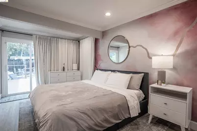 527 Chester St, Oakland, CA 94607 - Photo 16