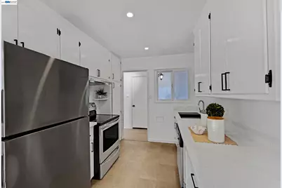 18595 Laredo Rd, Castro Valley, CA 94546 - Photo 10