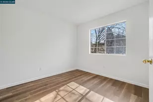 933 Country Run Dr, Martinez, CA 94553 - Photo 16